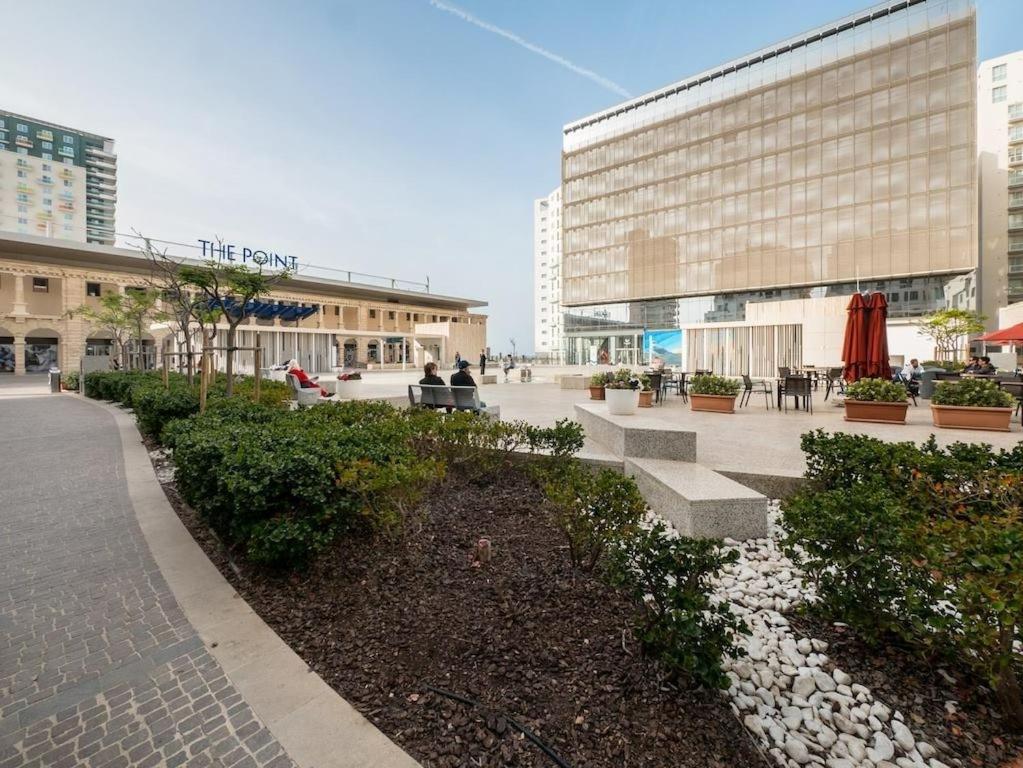 Seafront Lux Apart Inc Pool, Upmarket Area Σλιέμα Εξωτερικό φωτογραφία