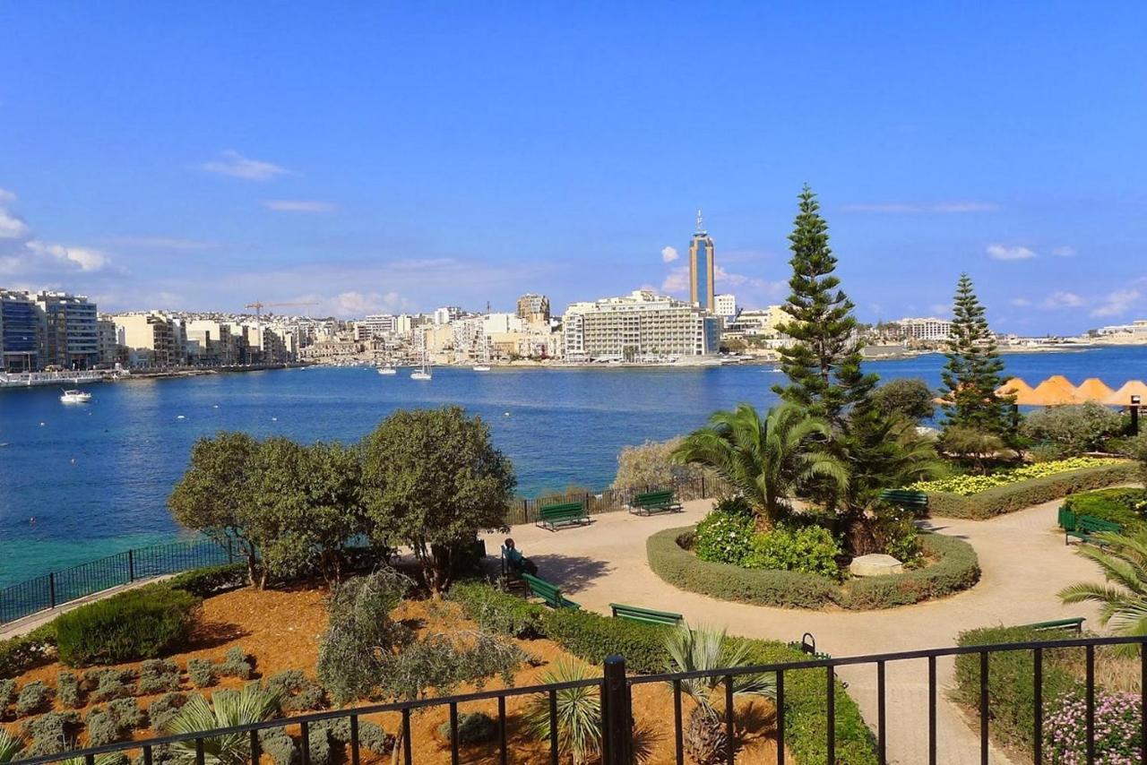 Seafront Lux Apart Inc Pool, Upmarket Area Σλιέμα Εξωτερικό φωτογραφία